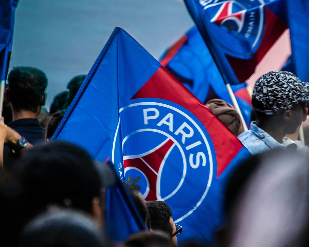 Un drapeau du PSG